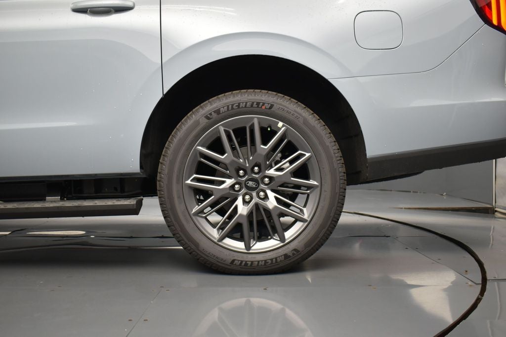 2027 Ford Expedition Max Platinum 600A