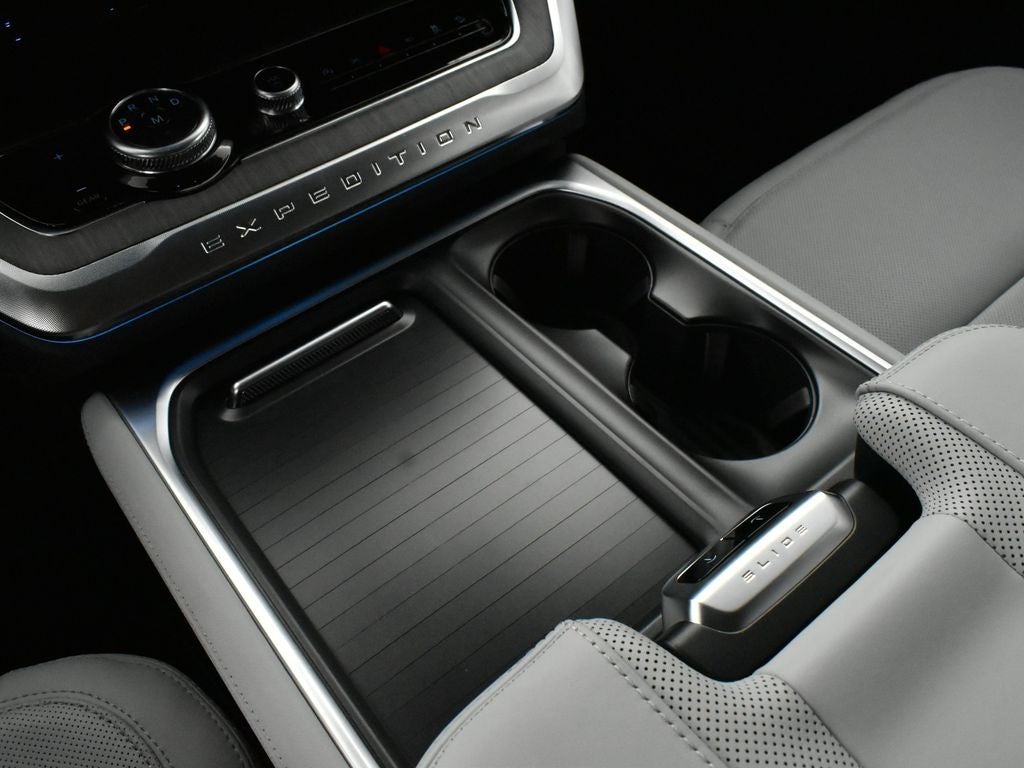 2025 Ford Expedition Max Platinum 600A