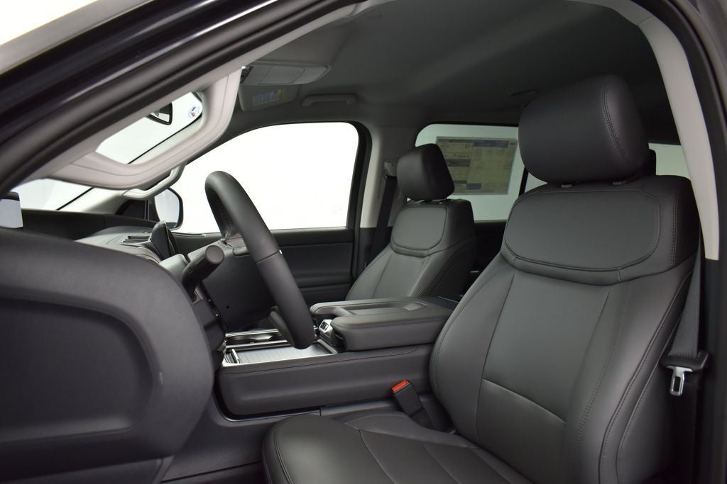 2026 Ford Expedition Active 202A