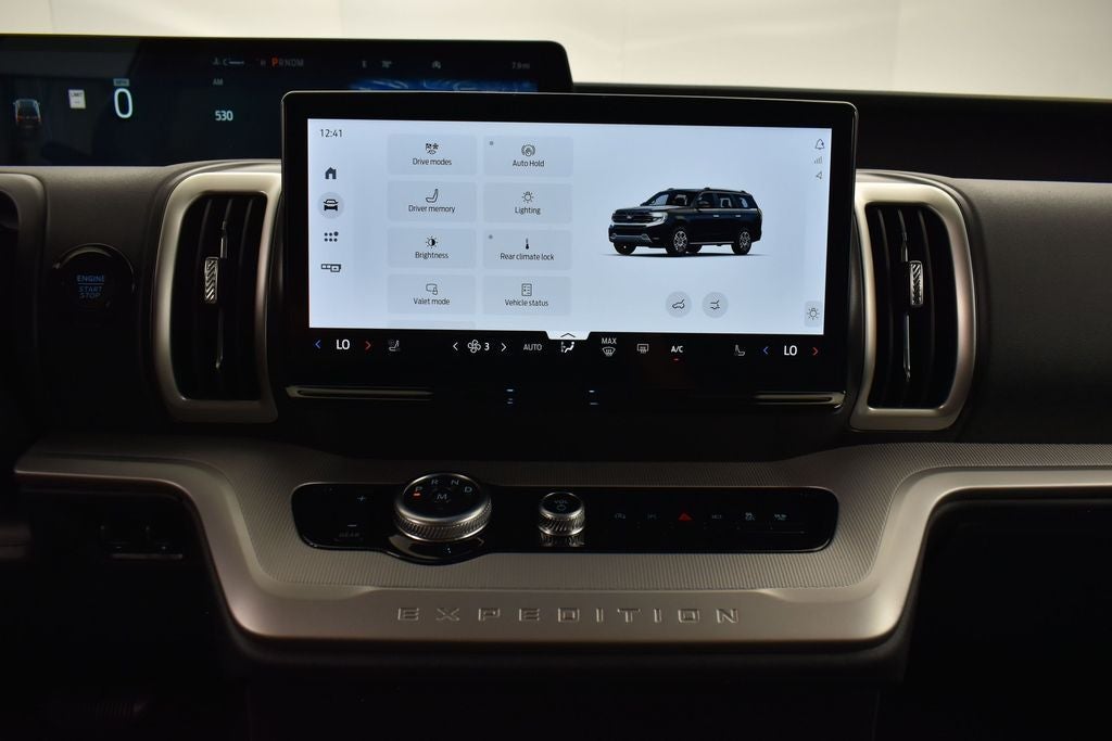 2026 Ford Expedition Active 202A