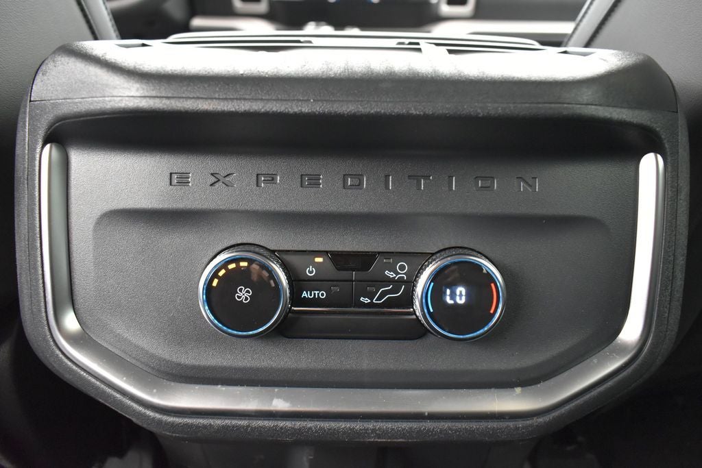 2026 Ford Expedition Active 202A
