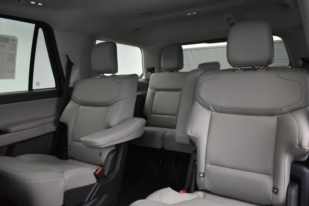 2027 Ford Expedition Active 202A