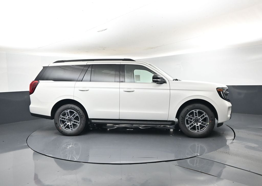 2026 Ford Expedition Active 202A