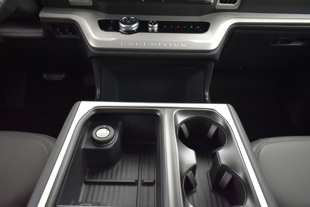 2026 Ford Expedition Active 202A