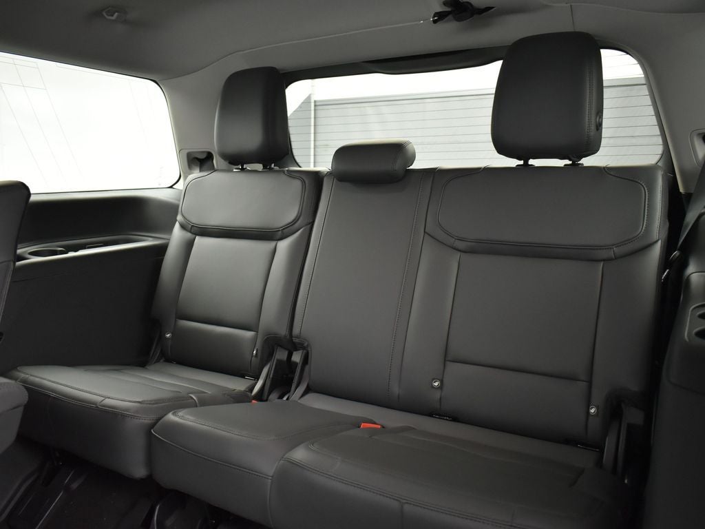 2026 Ford Expedition Active 202A