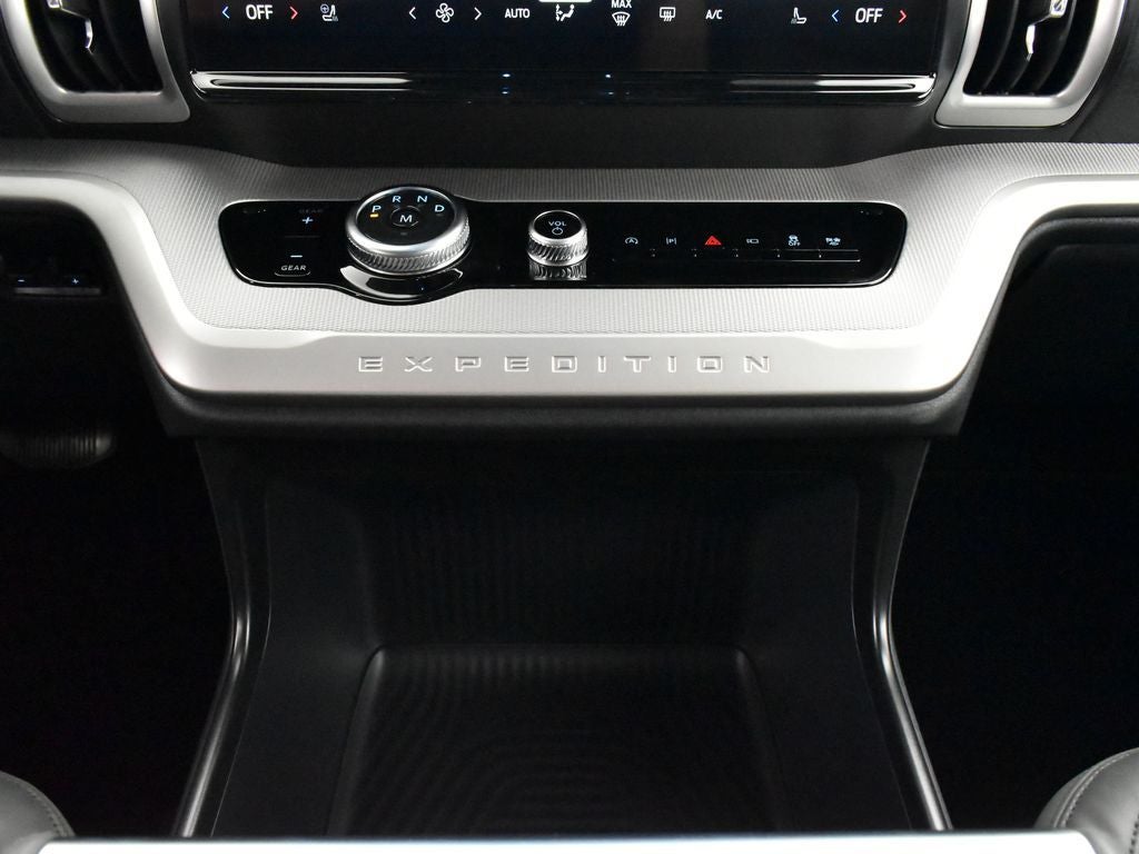 2026 Ford Expedition Active 202A