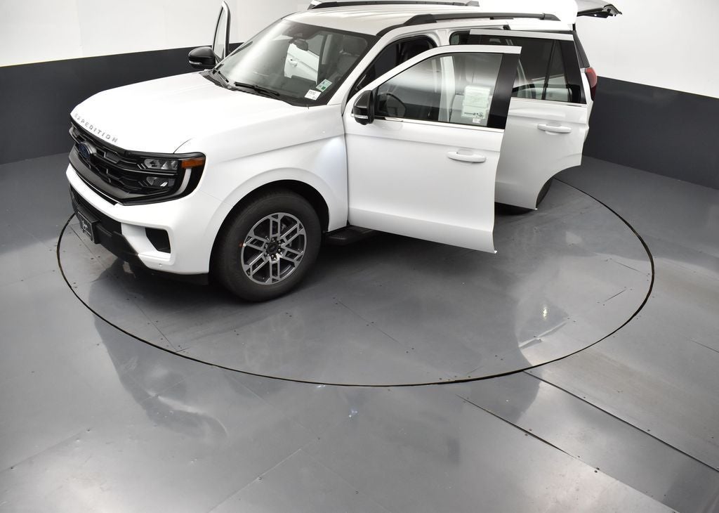2026 Ford Expedition Active 202A