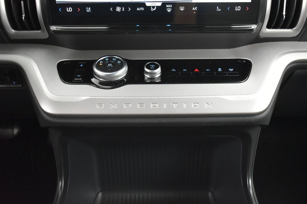 2026 Ford Expedition Active 202A