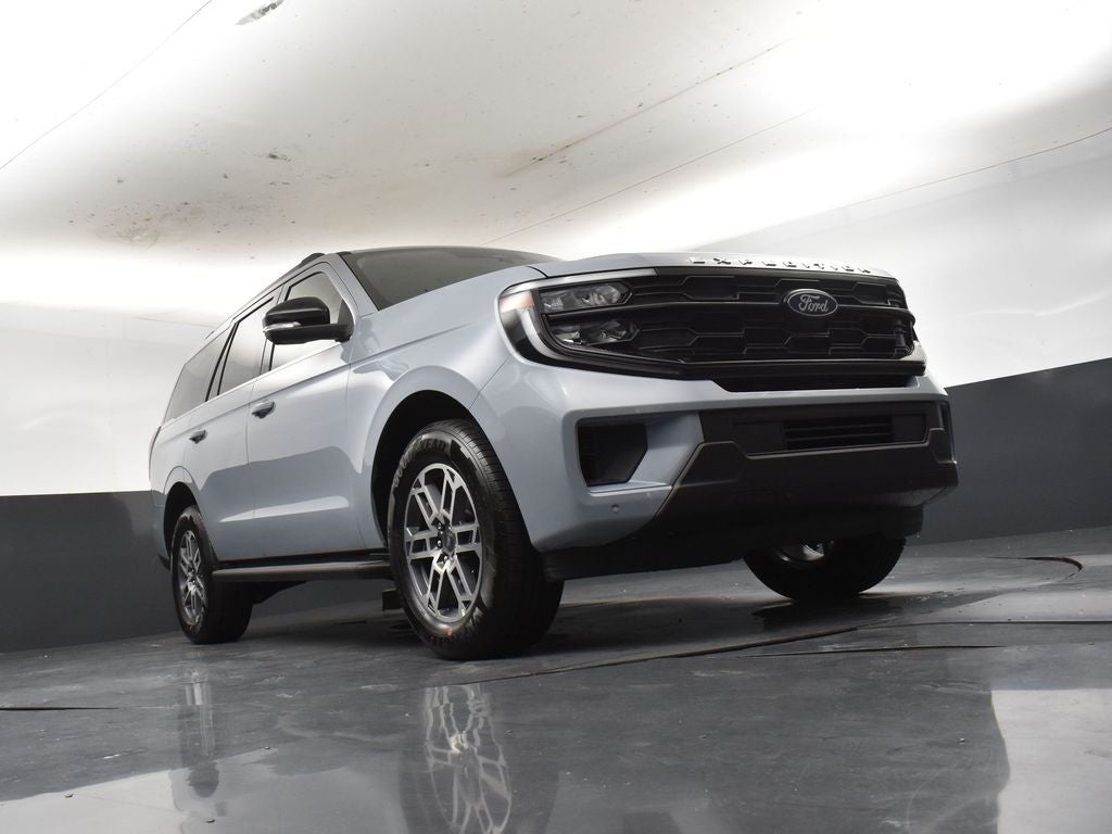 2026 Ford Expedition Active 202A