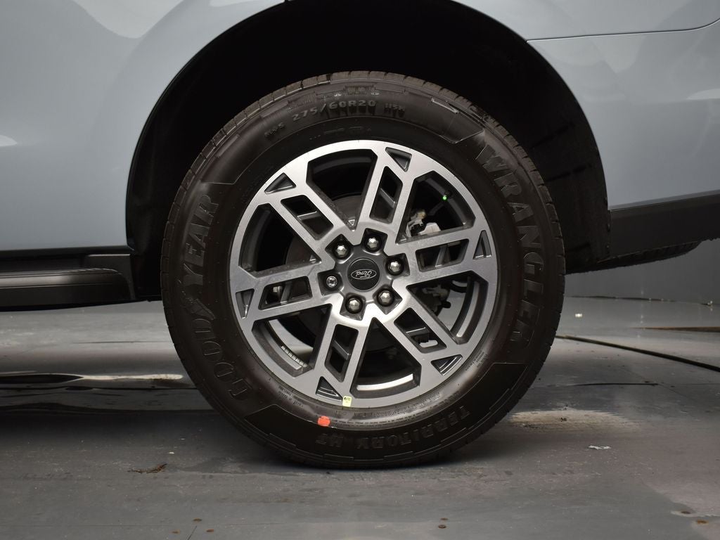 2026 Ford Expedition Active 202A