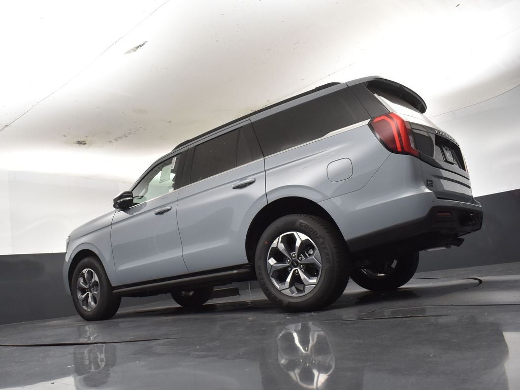 2027 Ford Expedition Active 202A