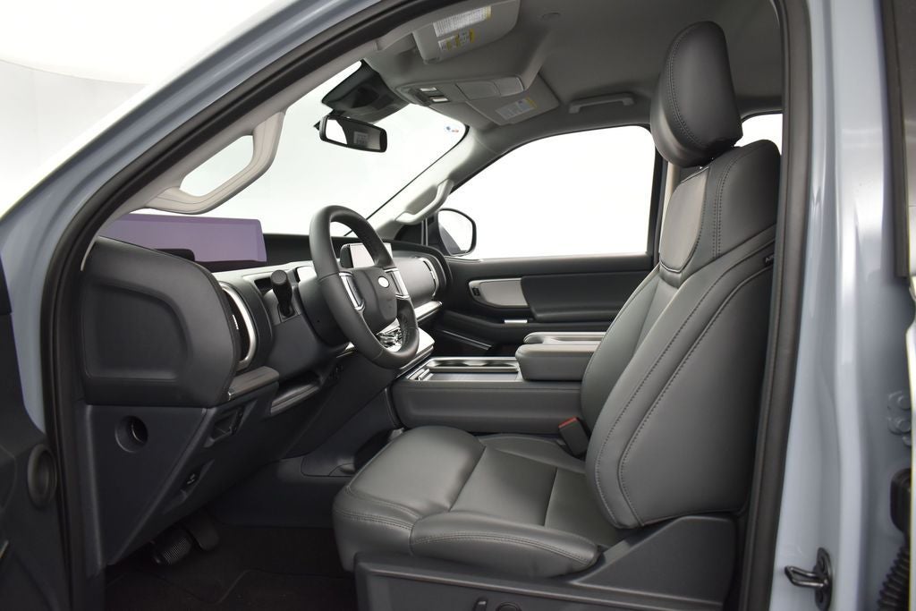 2027 Ford Expedition Active 202A