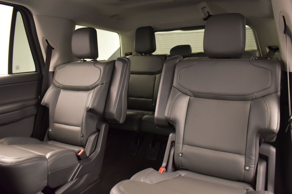 2027 Ford Expedition Active 202A