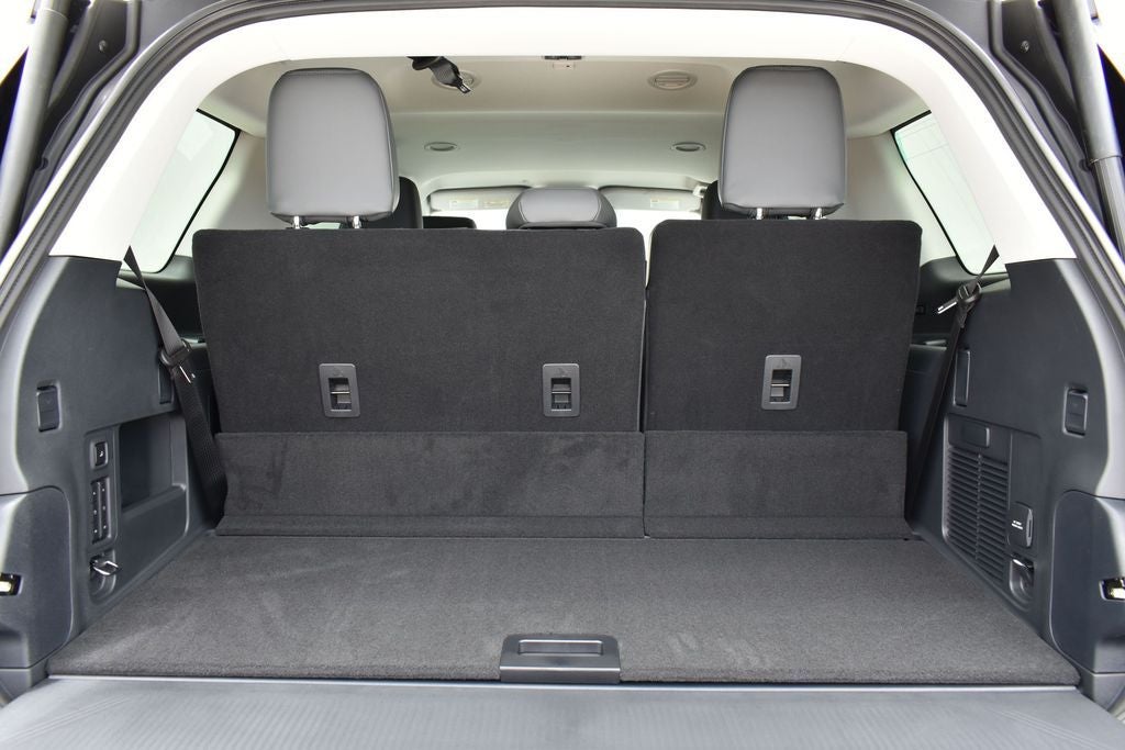 2027 Ford Expedition Active 202A