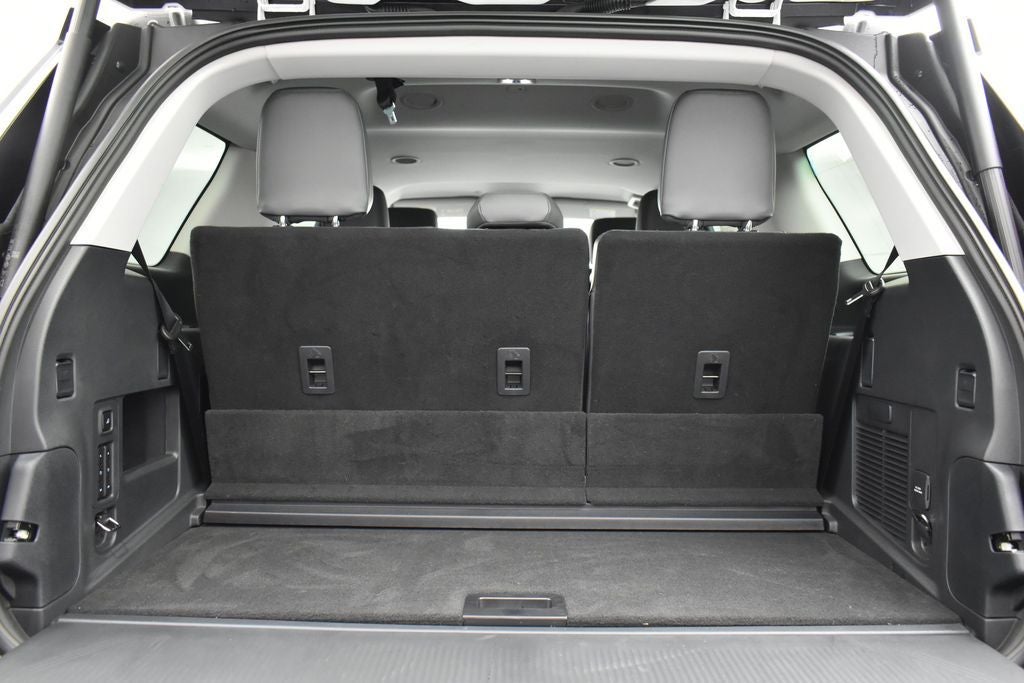 2027 Ford Expedition Active 202A