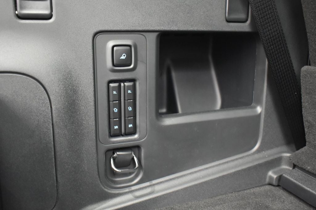 2027 Ford Expedition Active 202A