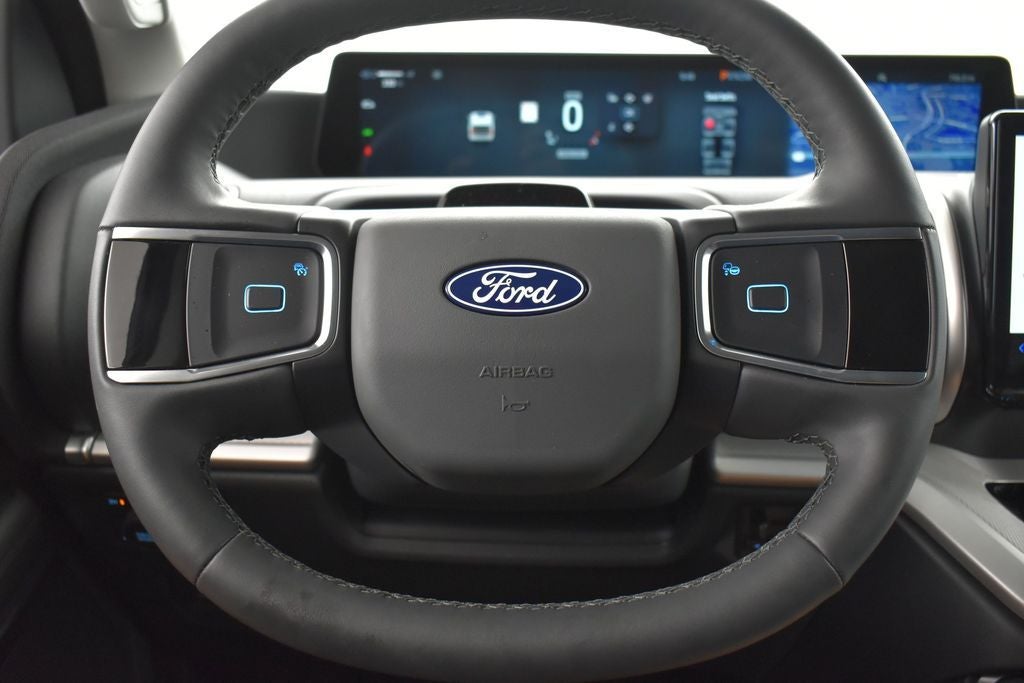 2027 Ford Expedition Active 202A