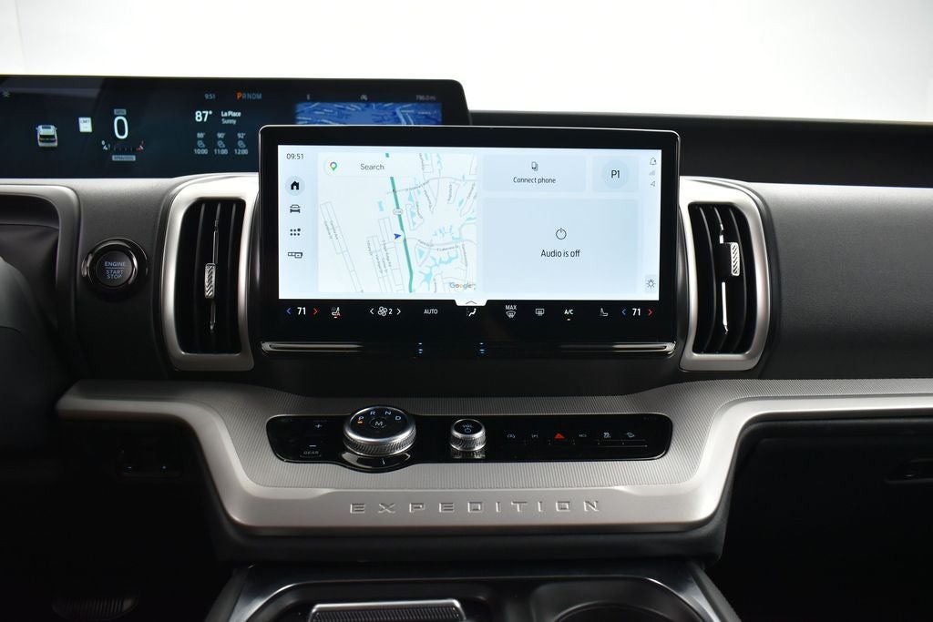 2027 Ford Expedition Active 202A