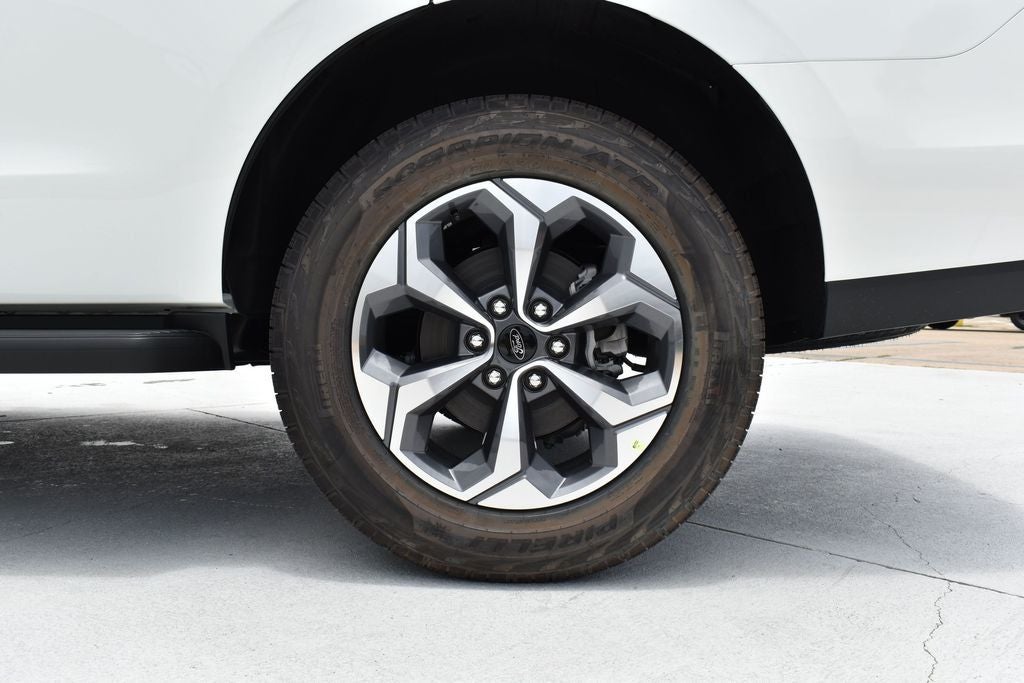 2027 Ford Expedition Active 202A