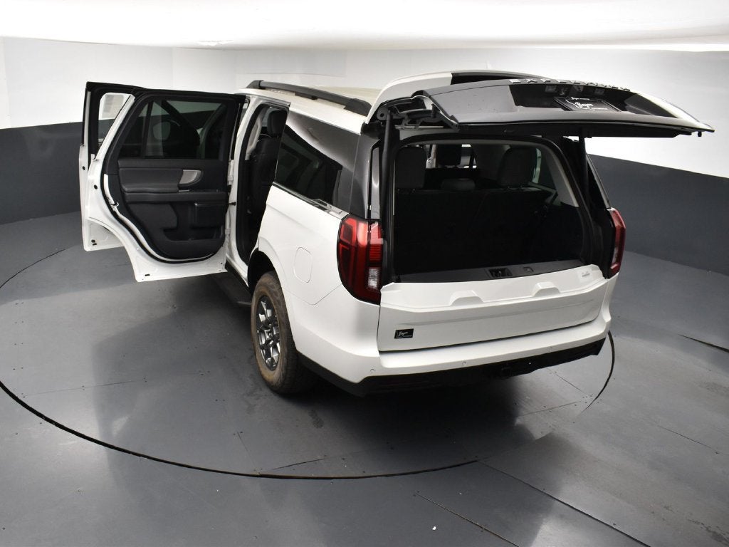 2027 Ford Expedition Active