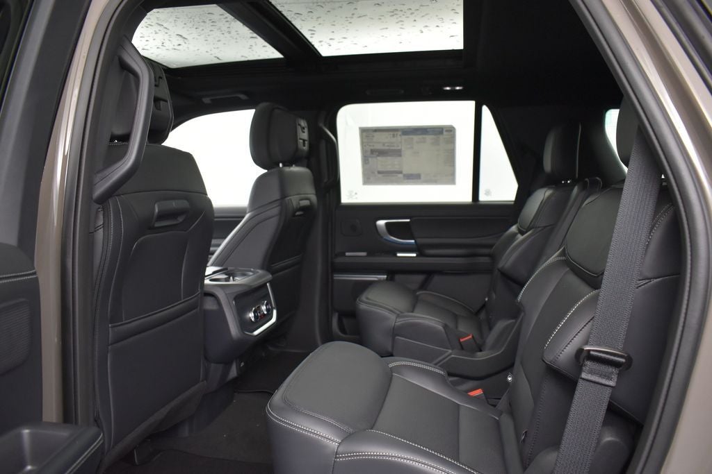 2027 Ford Expedition Platinum 600A