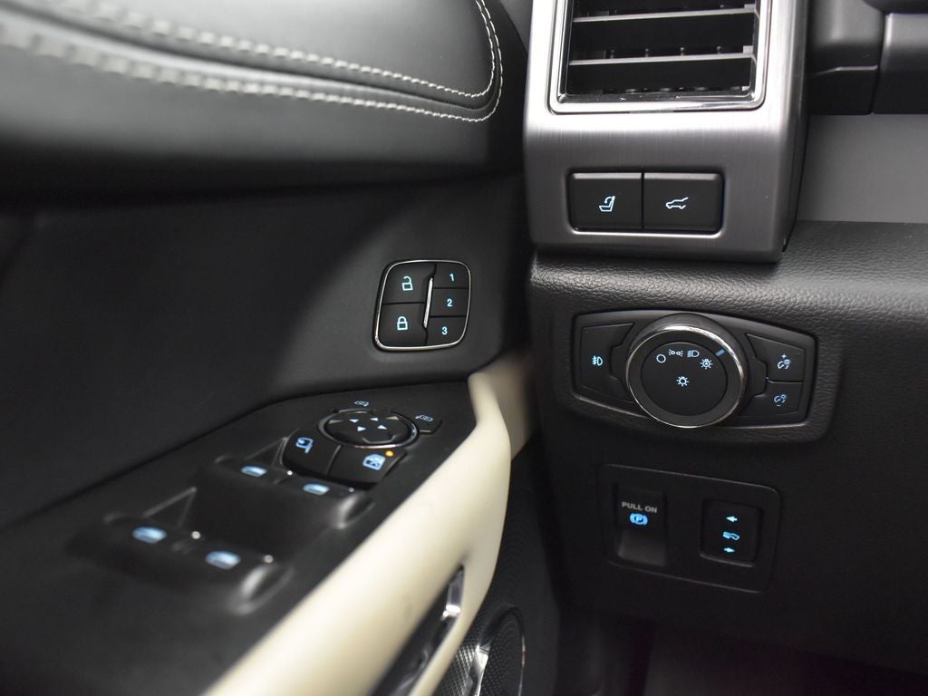 2021 Ford Expedition Platinum 600A