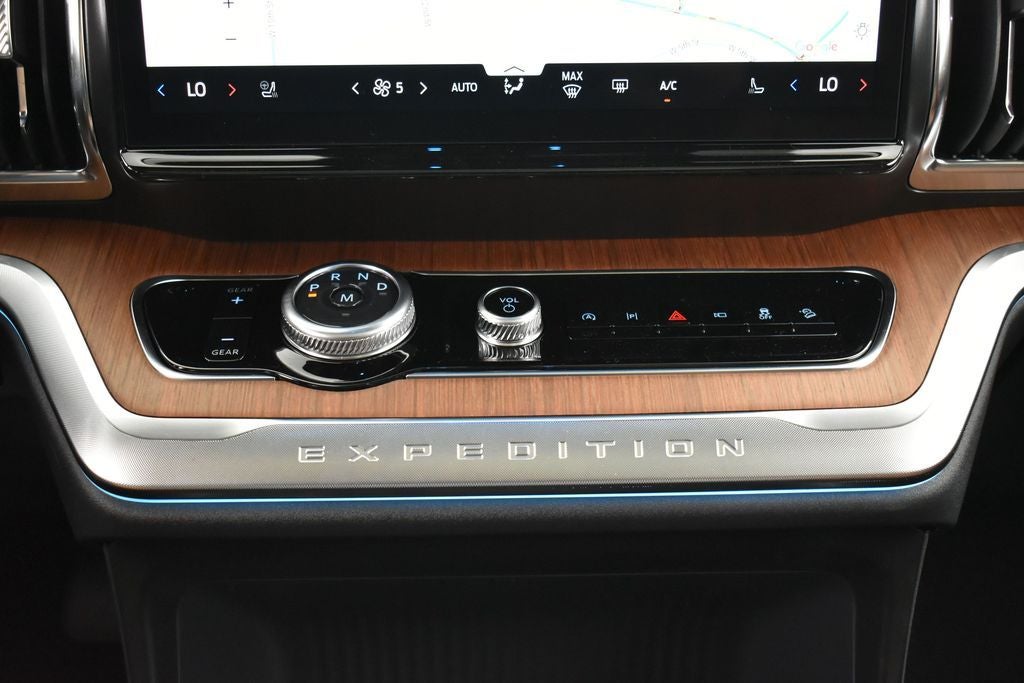 2026 Ford Expedition King Ranch 400A