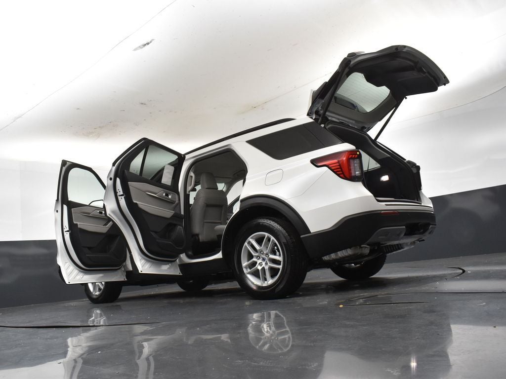 2026 Ford Explorer Active 200A