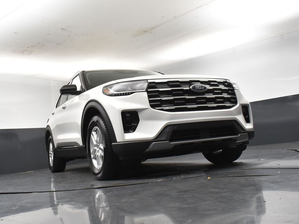 2026 Ford Explorer Active 200A