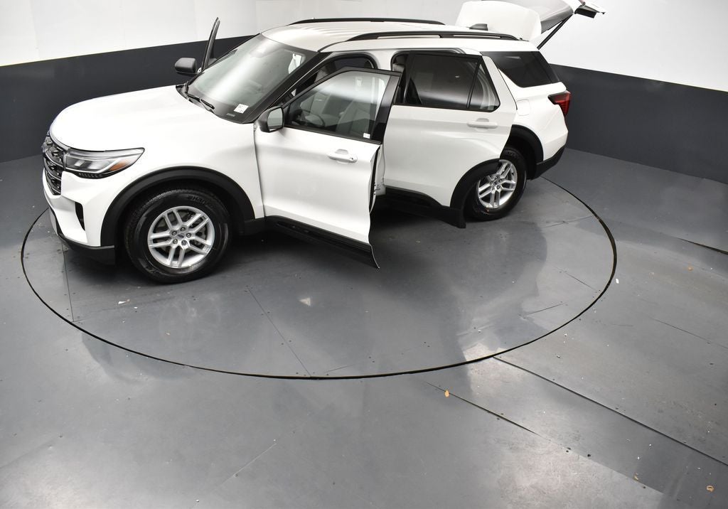 2026 Ford Explorer Active 200A