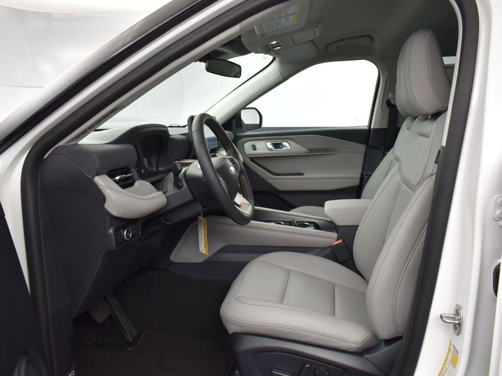 2026 Ford Explorer Active 200A