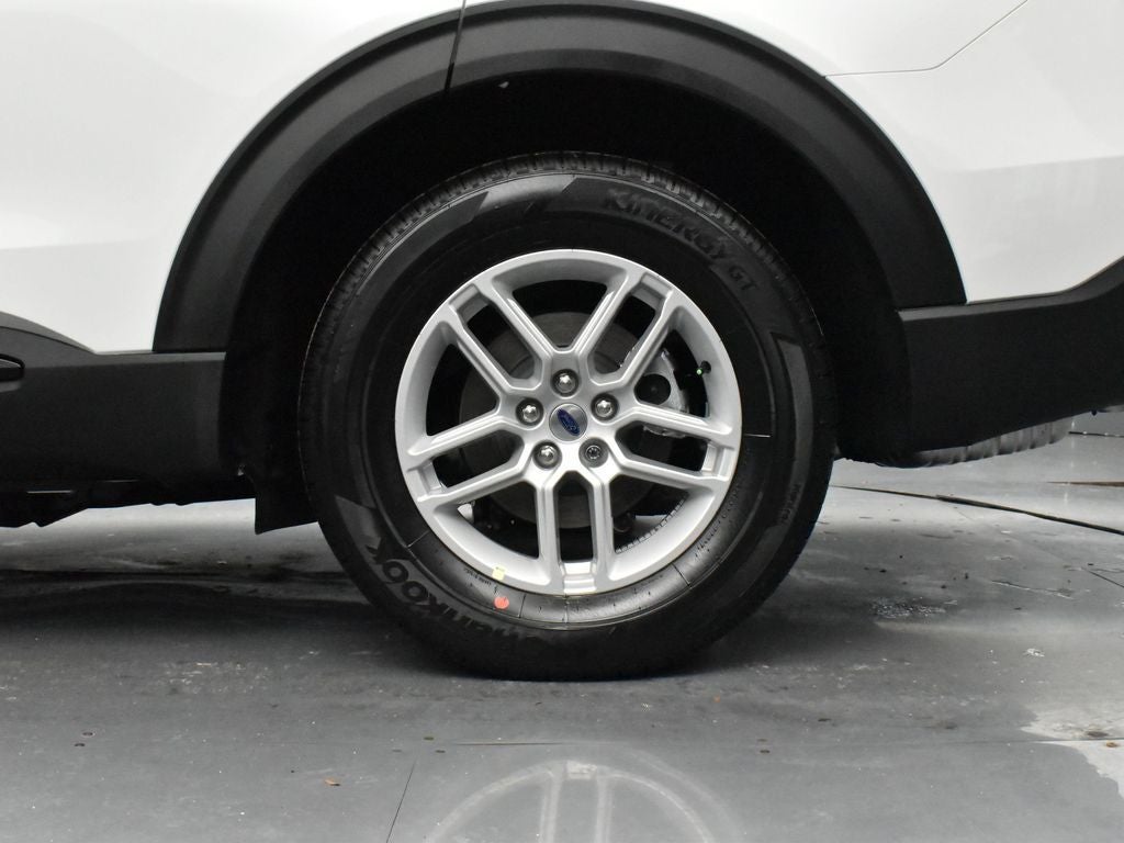 2026 Ford Explorer Active 200A