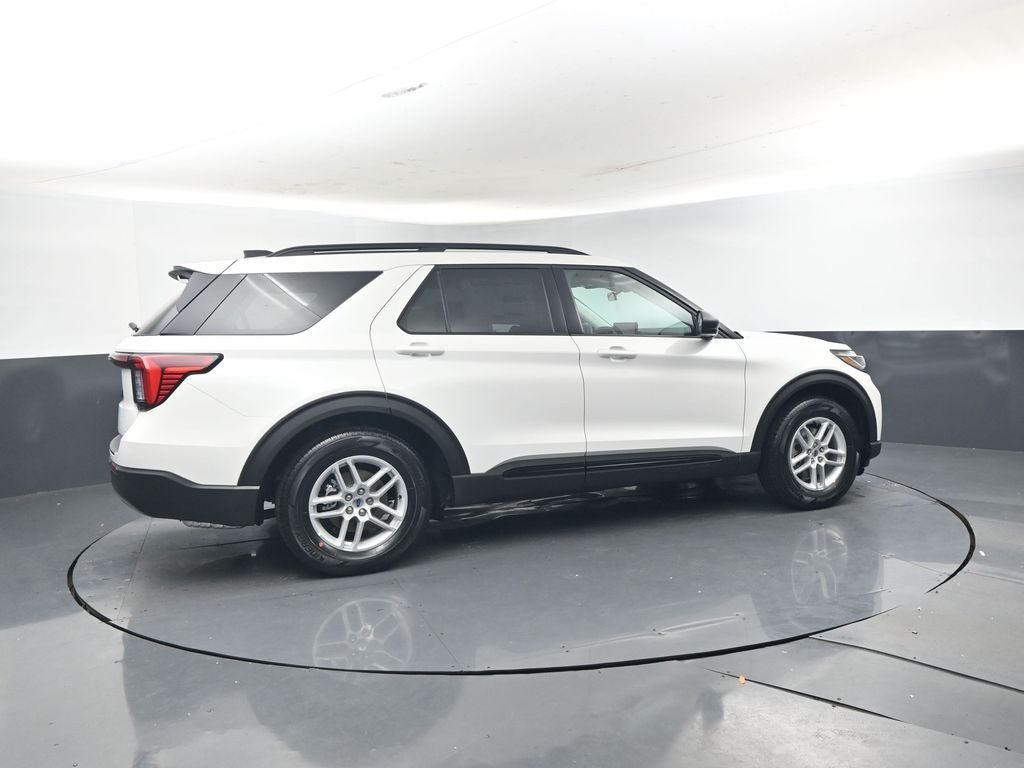 2026 Ford Explorer Active 200A