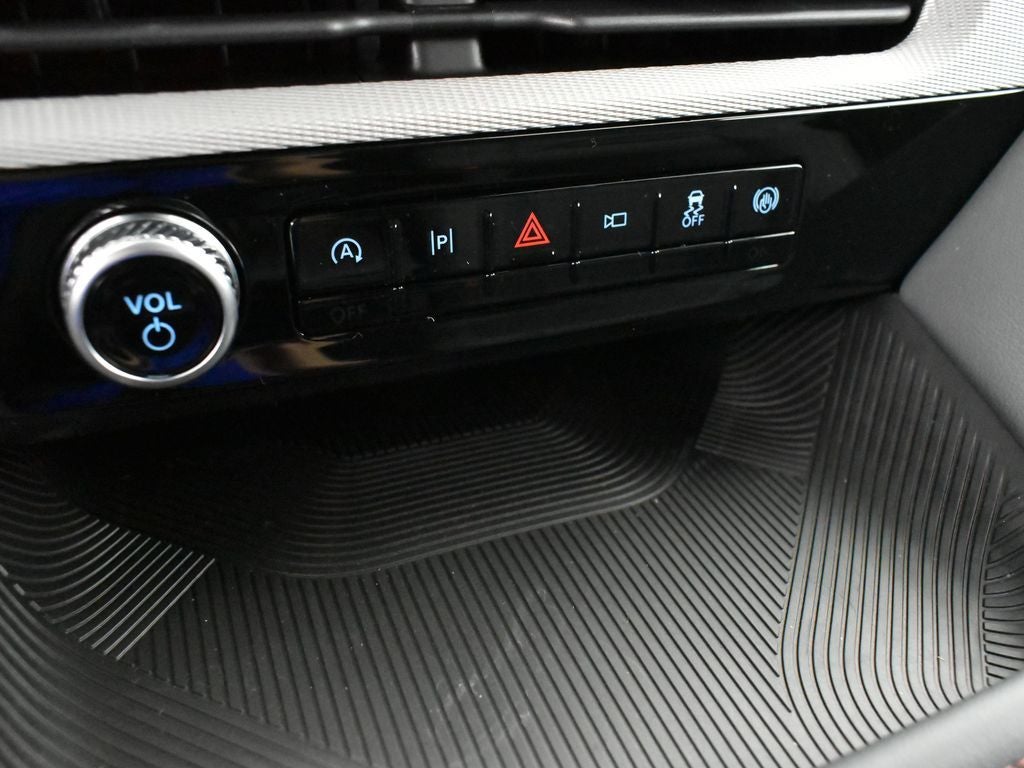 2026 Ford Explorer Active 200A