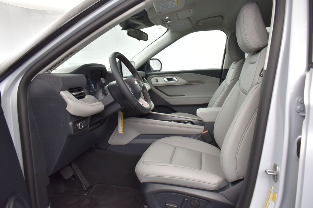 2026 Ford Explorer Active 200A