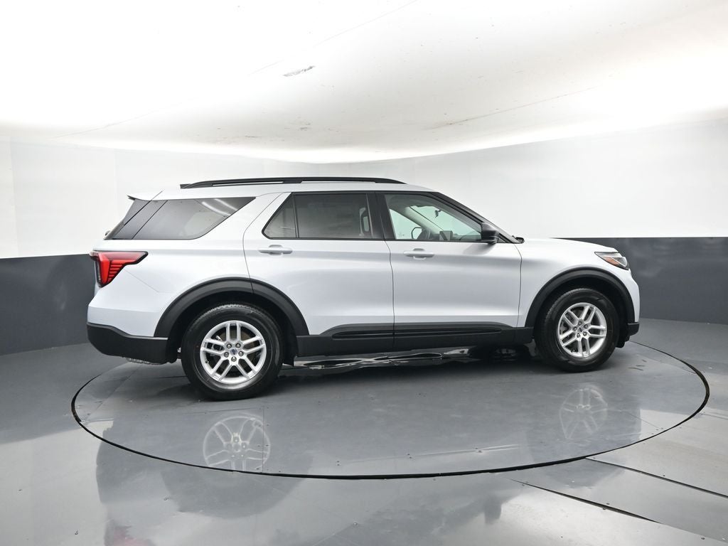 2026 Ford Explorer Active 200A