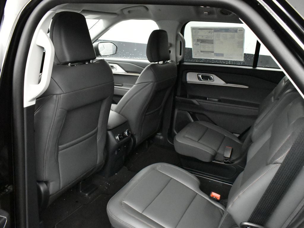 2026 Ford Explorer Active 200A