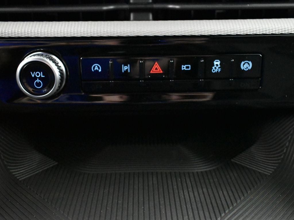 2026 Ford Explorer Active 200A