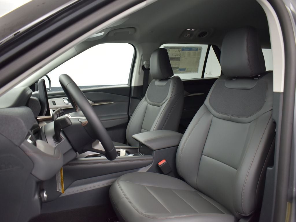 2026 Ford Explorer Active 200A