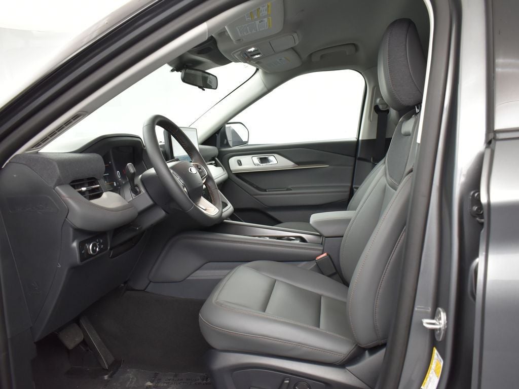 2026 Ford Explorer Active 200A