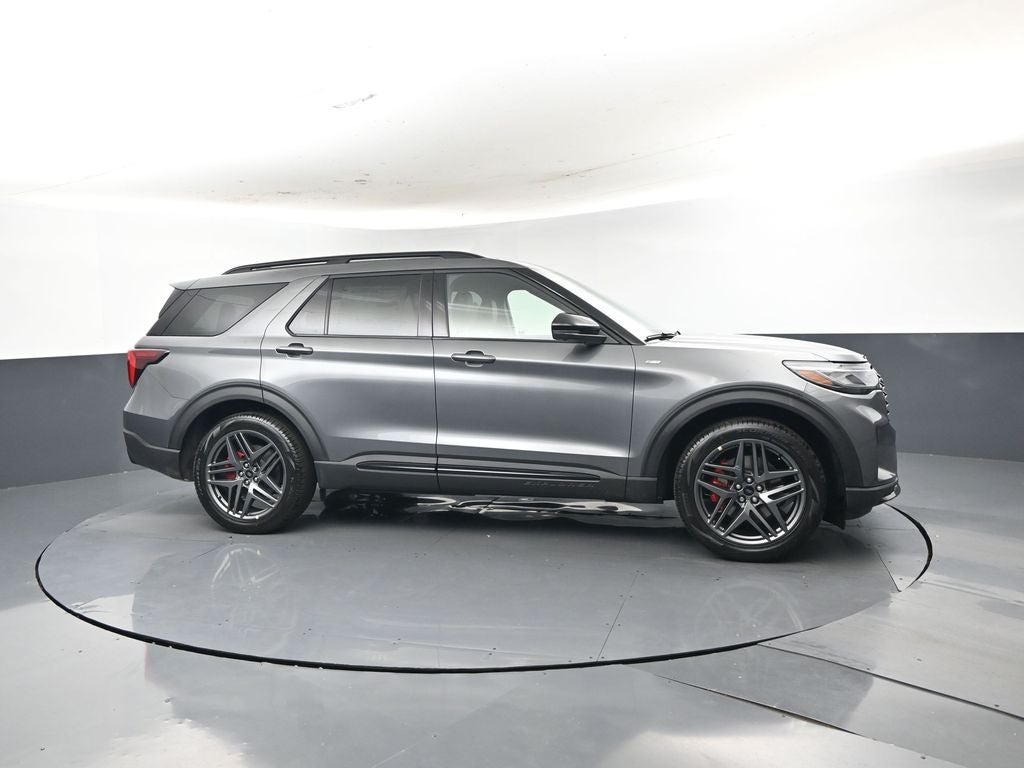 2026 Ford Explorer ST-Line 300A