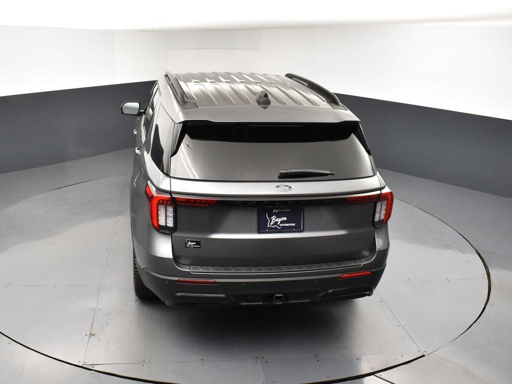 2026 Ford Explorer ST-Line 300A