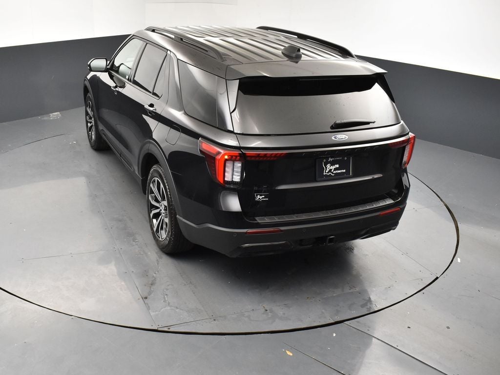 2026 Ford Explorer ST-Line 300A