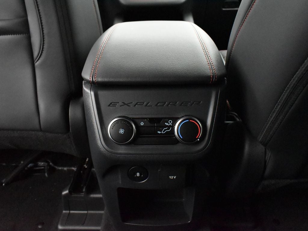 2026 Ford Explorer ST-Line 300A