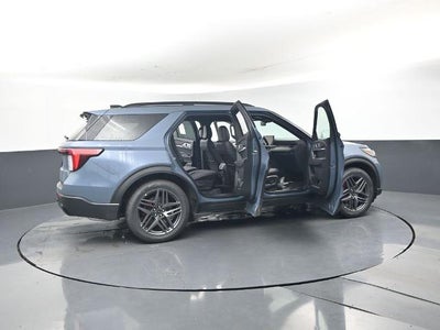 2026 Ford Explorer ST-Line 300A