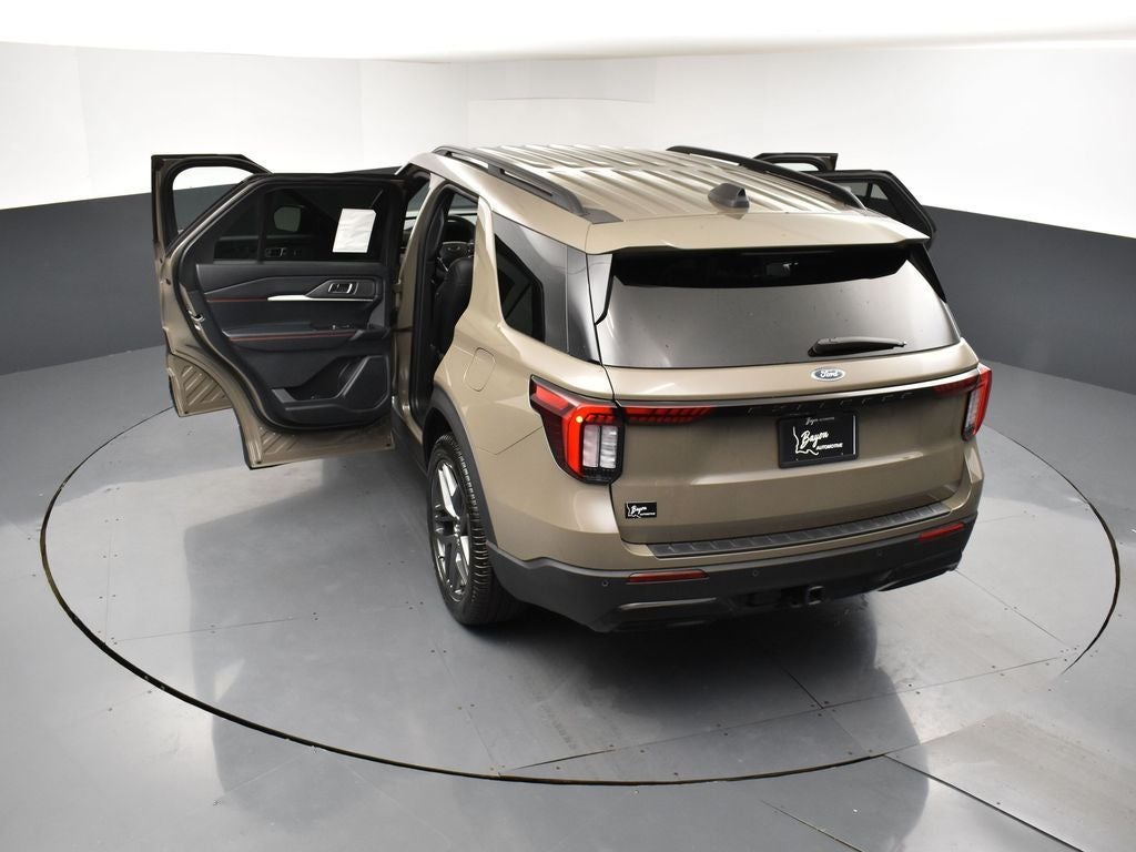 2026 Ford Explorer ST-Line 300A
