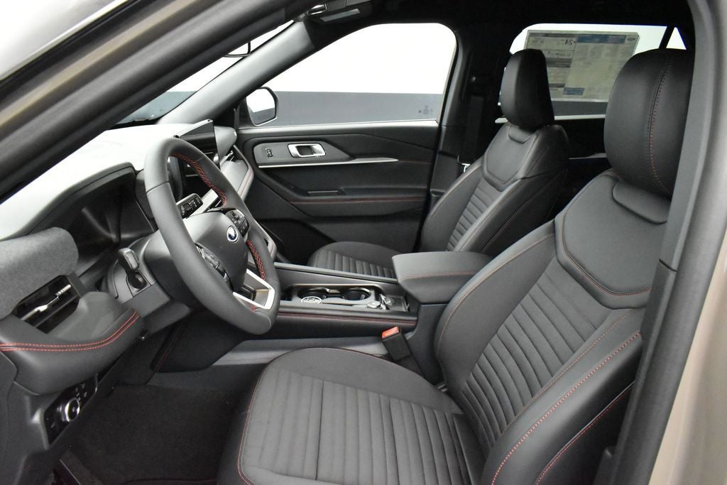 2026 Ford Explorer ST-Line 300A