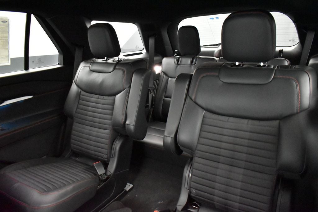 2026 Ford Explorer ST-Line 300A