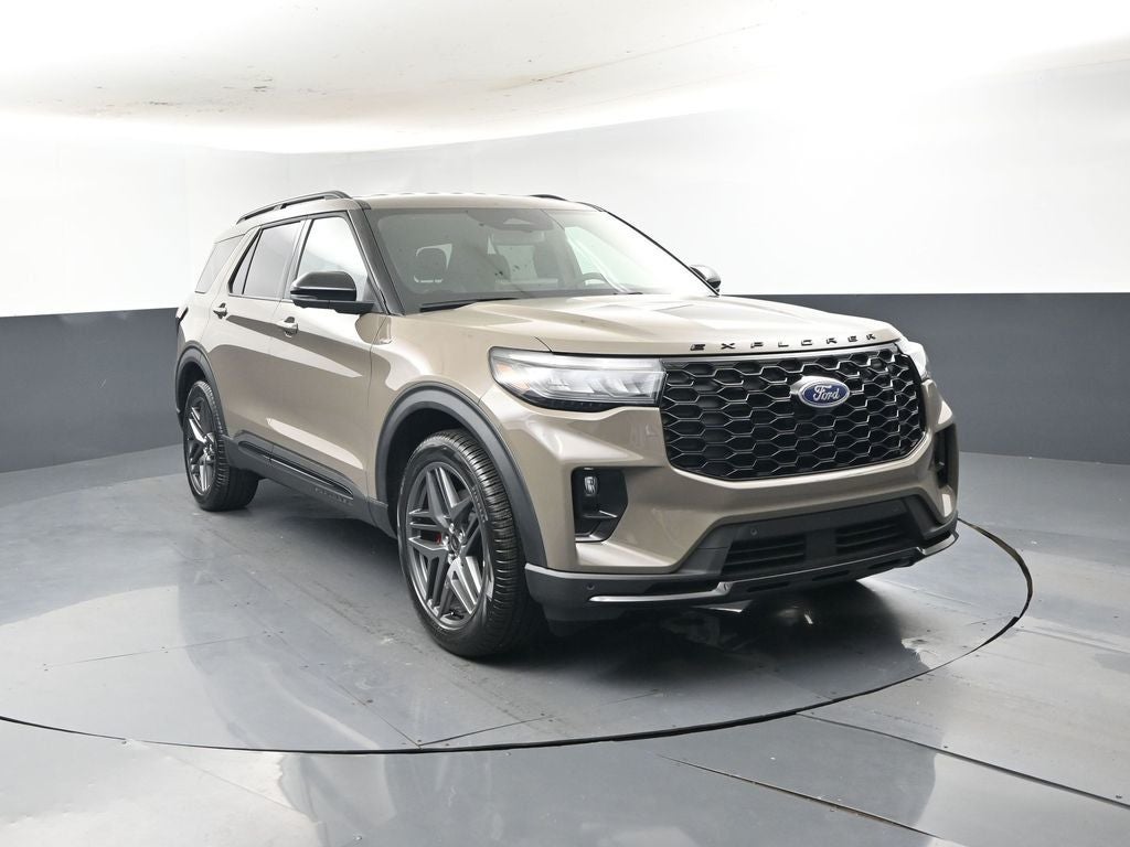 2026 Ford Explorer ST-Line 300A