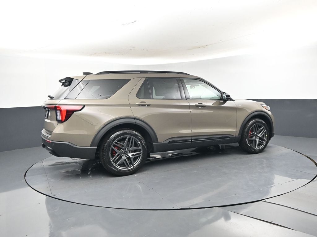 2026 Ford Explorer ST-Line 300A